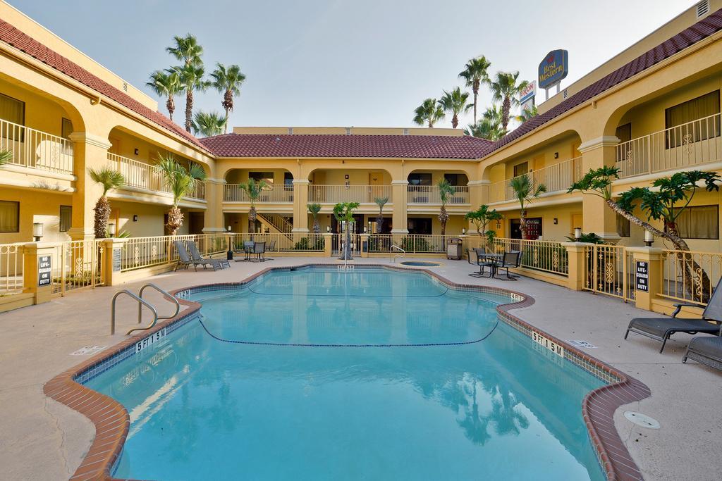 Super 8 By Wyndham Corpus Christi Northwest Motel Exterior foto